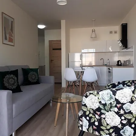 Gosciniec Mazurek , Przy Jeziorze Niegocin Apartment Wilkasy (Gizycko)
