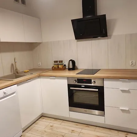 Gosciniec Mazurek , Przy Jeziorze Niegocin Апартаменты